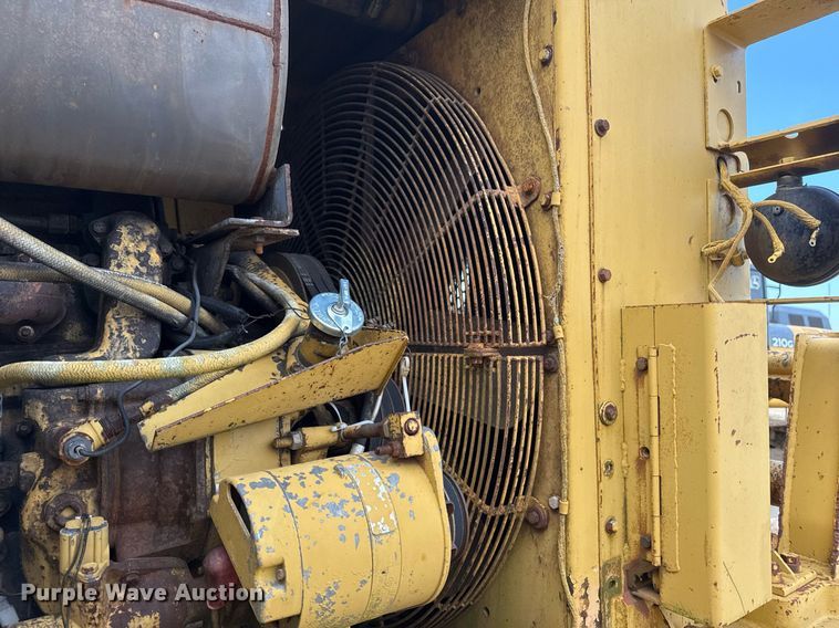 image for item DJ9722 1987 Caterpillar 621E conventional scraper 