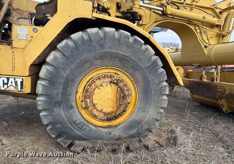 image for item DJ9722 1987 Caterpillar 621E conventional scraper 