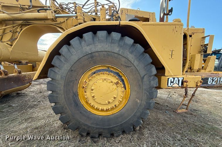 image for item DJ9722 1987 Caterpillar 621E conventional scraper 
