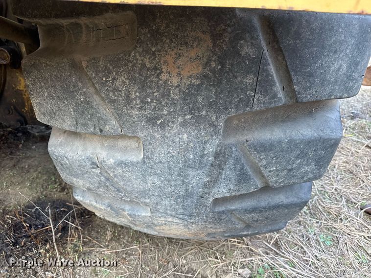 image for item DJ9722 1987 Caterpillar 621E conventional scraper 