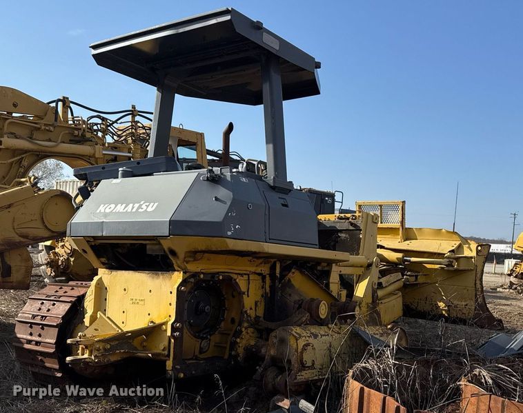 image for item DJ9723 2000 Komatsu D61EX-12 dozer