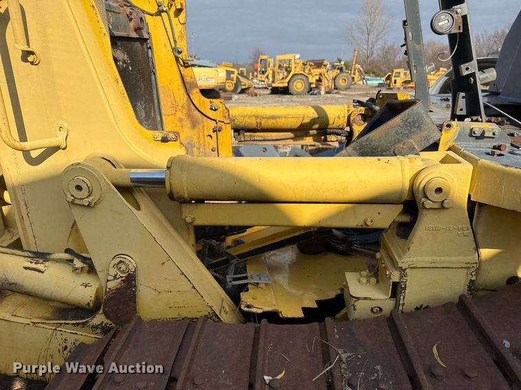 image for item DJ9723 2000 Komatsu D61EX-12 dozer