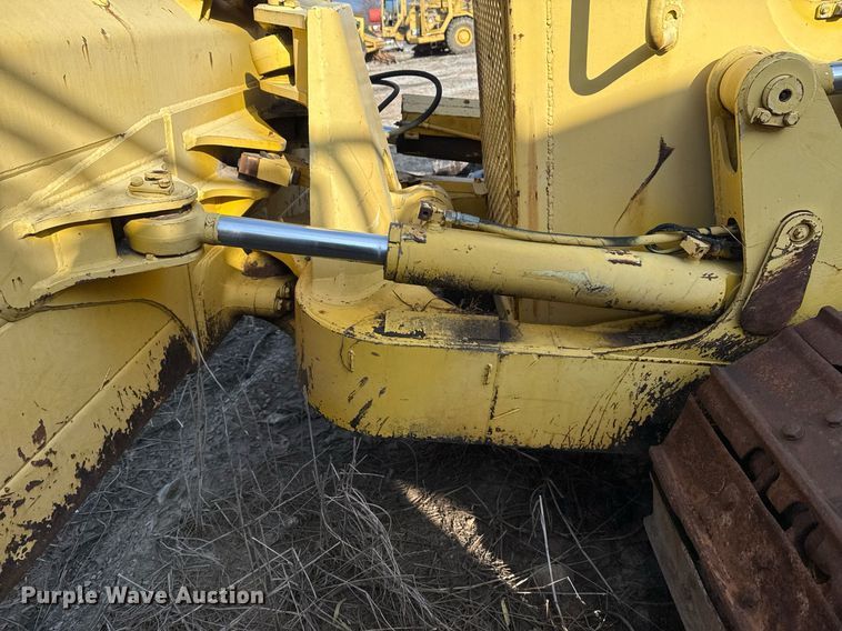 image for item DJ9723 2000 Komatsu D61EX-12 dozer