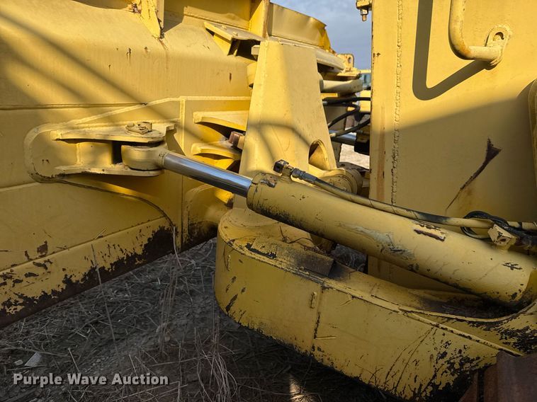 image for item DJ9723 2000 Komatsu D61EX-12 dozer