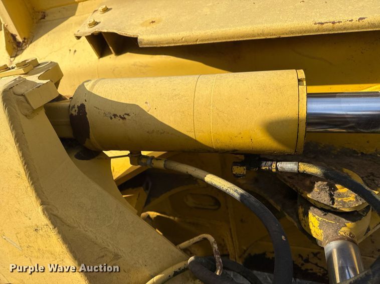 image for item DJ9723 2000 Komatsu D61EX-12 dozer