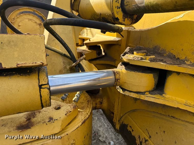 image for item DJ9723 2000 Komatsu D61EX-12 dozer