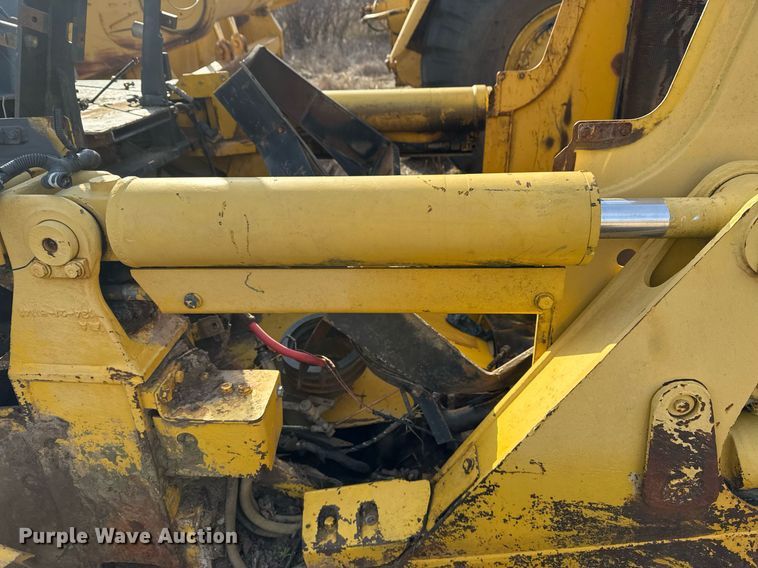 image for item DJ9723 2000 Komatsu D61EX-12 dozer