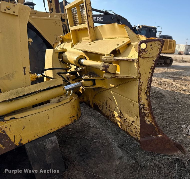 image for item DJ9723 2000 Komatsu D61EX-12 dozer