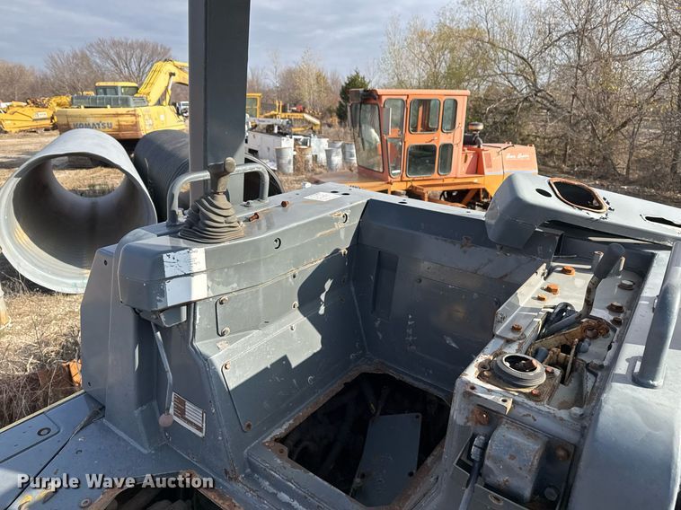 image for item DJ9723 2000 Komatsu D61EX-12 dozer