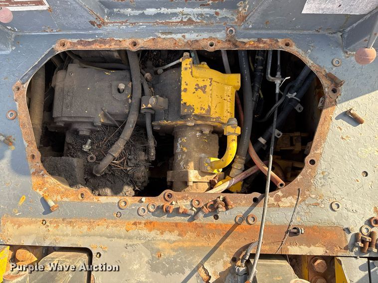 image for item DJ9723 2000 Komatsu D61EX-12 dozer