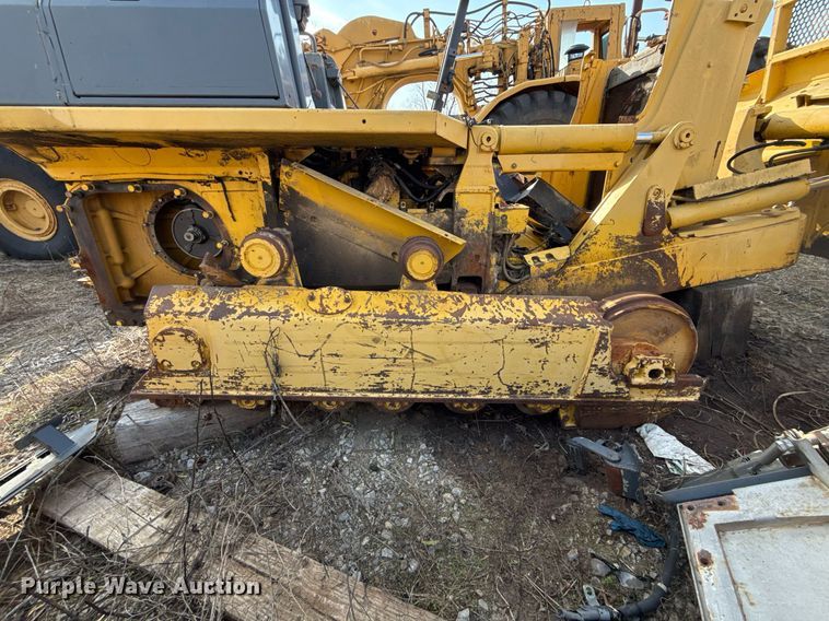image for item DJ9723 2000 Komatsu D61EX-12 dozer