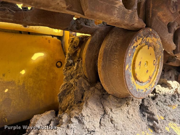 image for item DJ9723 2000 Komatsu D61EX-12 dozer