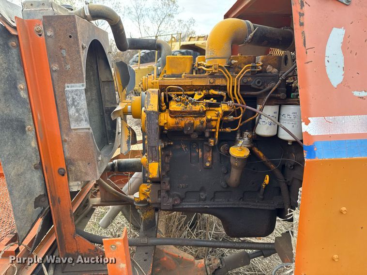 image for item DJ9725 1999 Broce RJ350 broom