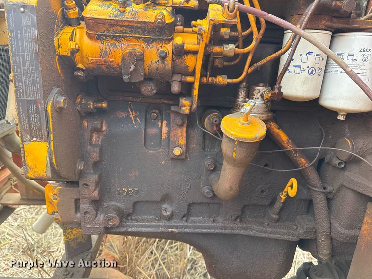 image for item DJ9725 1999 Broce RJ350 broom