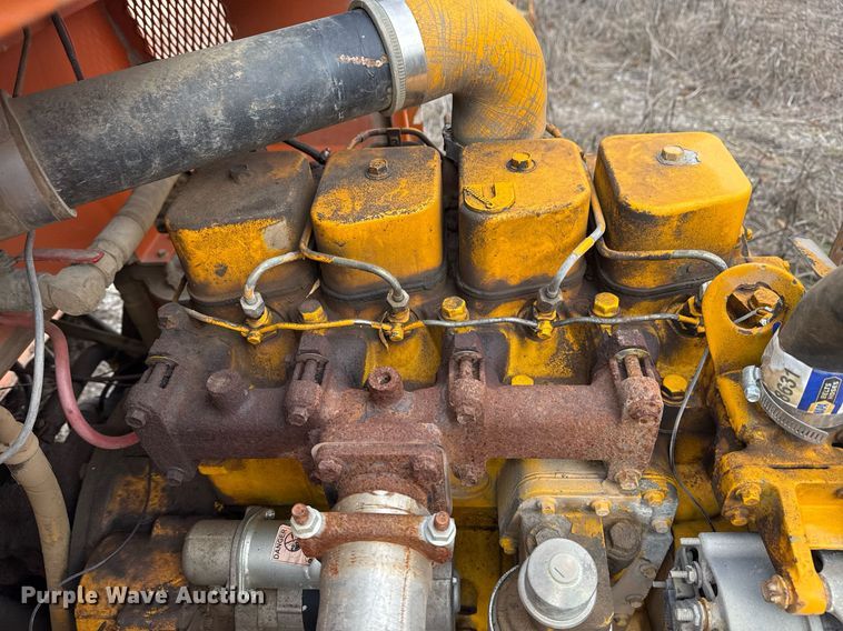 image for item DJ9725 1999 Broce RJ350 broom