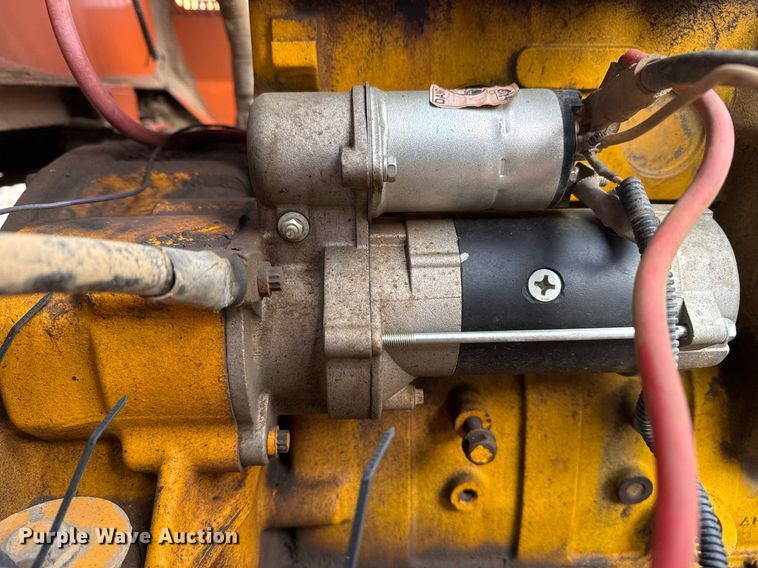 image for item DJ9725 1999 Broce RJ350 broom