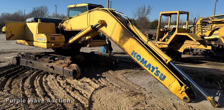 image for item DJ9726 2002 Komatsu PC200LC-7 excavator