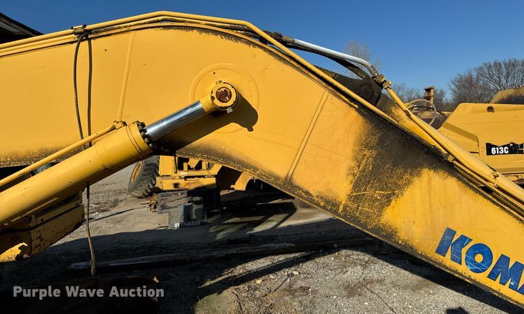 image for item DJ9726 2002 Komatsu PC200LC-7 excavator