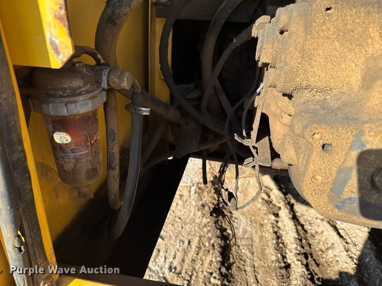 image for item DJ9726 2002 Komatsu PC200LC-7 excavator