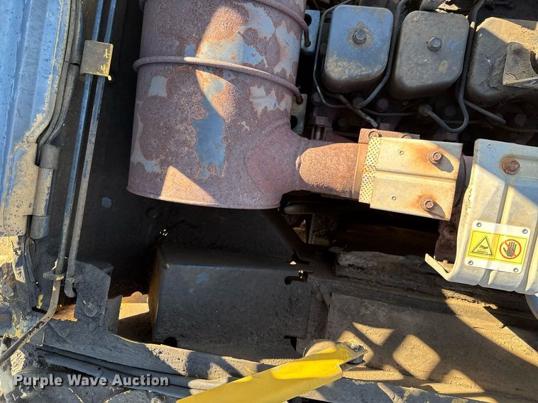 image for item DJ9726 2002 Komatsu PC200LC-7 excavator