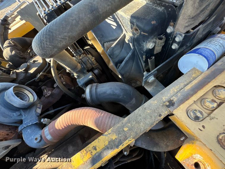 image for item DJ9726 2002 Komatsu PC200LC-7 excavator