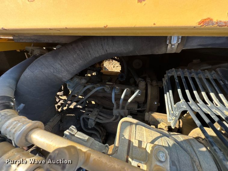 image for item DJ9726 2002 Komatsu PC200LC-7 excavator