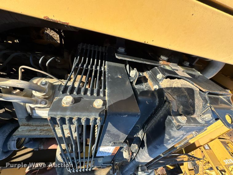 image for item DJ9726 2002 Komatsu PC200LC-7 excavator