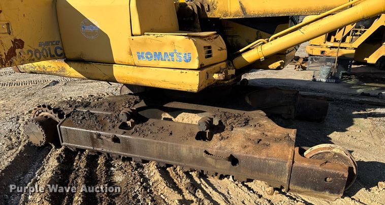image for item DJ9726 2002 Komatsu PC200LC-7 excavator