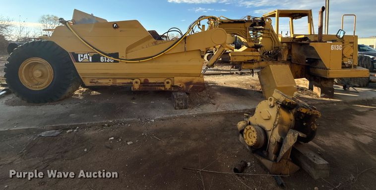 image for item DJ9727 1992 Caterpillar 613C conventional scraper 