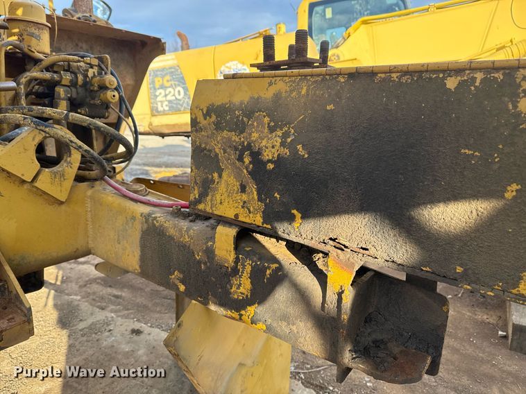 image for item DJ9727 1992 Caterpillar 613C conventional scraper 