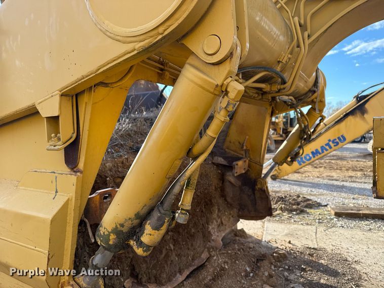 image for item DJ9727 1992 Caterpillar 613C conventional scraper 