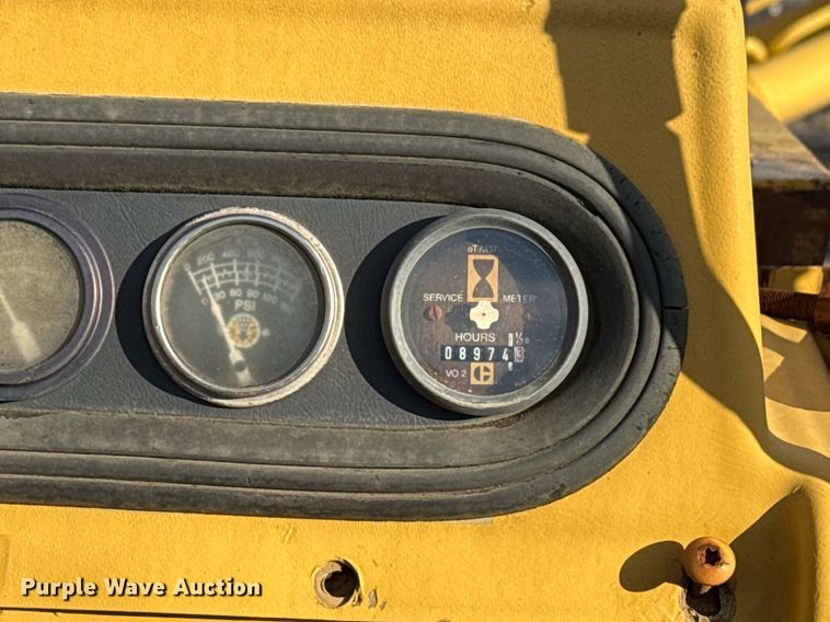 image for item DJ9727 1992 Caterpillar 613C conventional scraper 