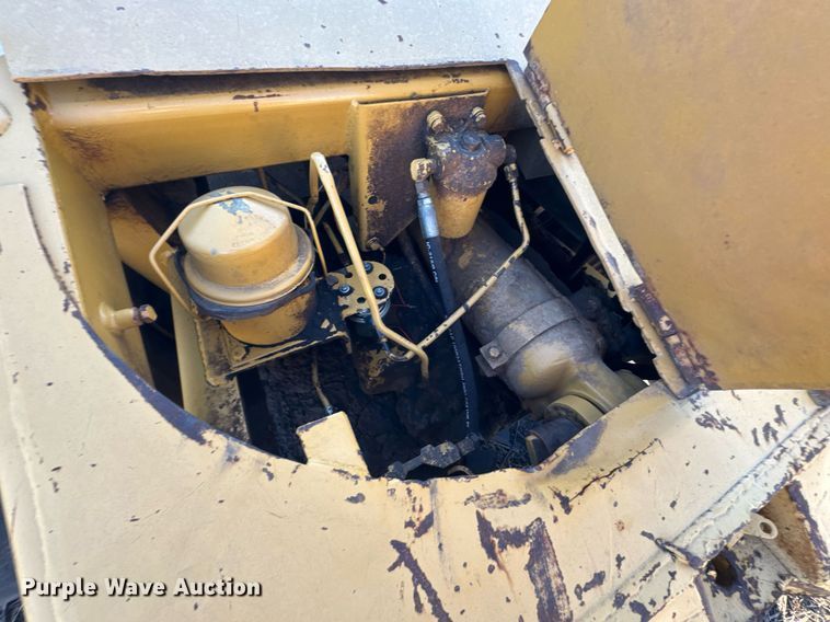 image for item DJ9728 1986 Caterpillar 613C elevating scraper