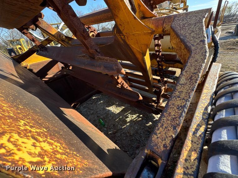image for item DJ9728 1986 Caterpillar 613C elevating scraper