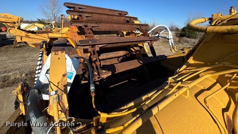 image for item DJ9728 1986 Caterpillar 613C elevating scraper