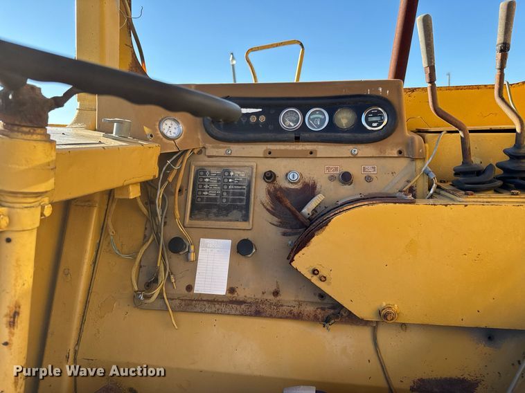 image for item DJ9728 1986 Caterpillar 613C elevating scraper