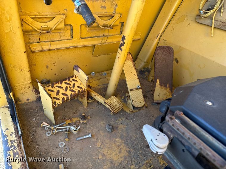 image for item DJ9728 1986 Caterpillar 613C elevating scraper