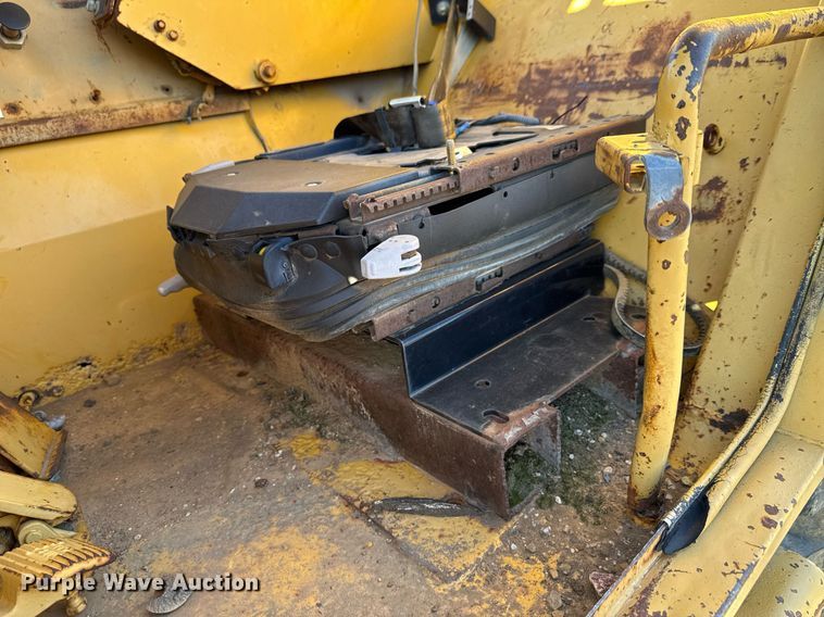 image for item DJ9728 1986 Caterpillar 613C elevating scraper