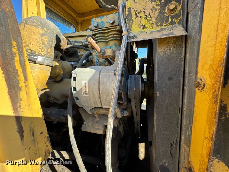 image for item DJ9728 1986 Caterpillar 613C elevating scraper