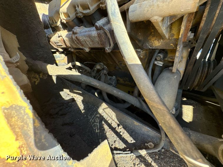 image for item DJ9728 1986 Caterpillar 613C elevating scraper