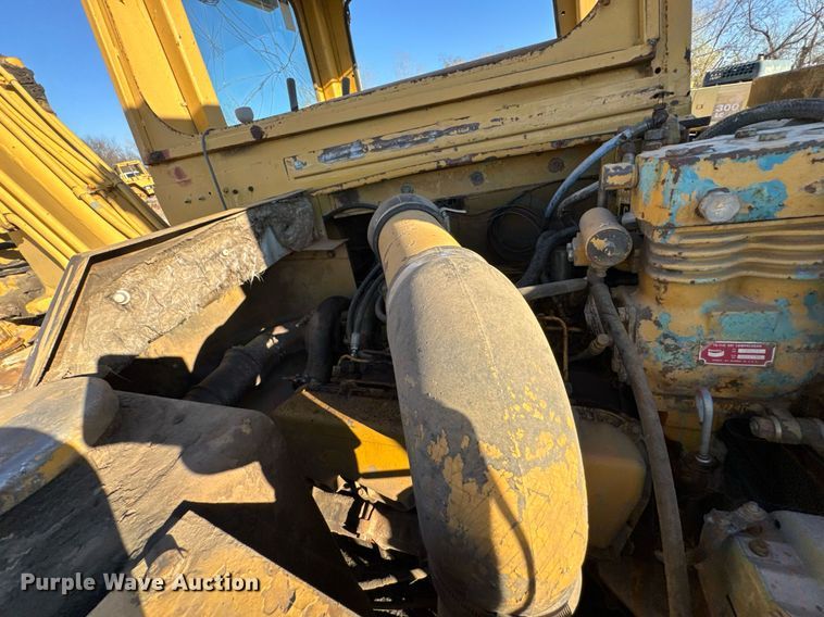 image for item DJ9728 1986 Caterpillar 613C elevating scraper