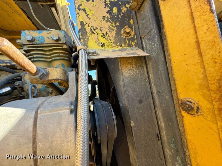 image for item DJ9728 1986 Caterpillar 613C elevating scraper