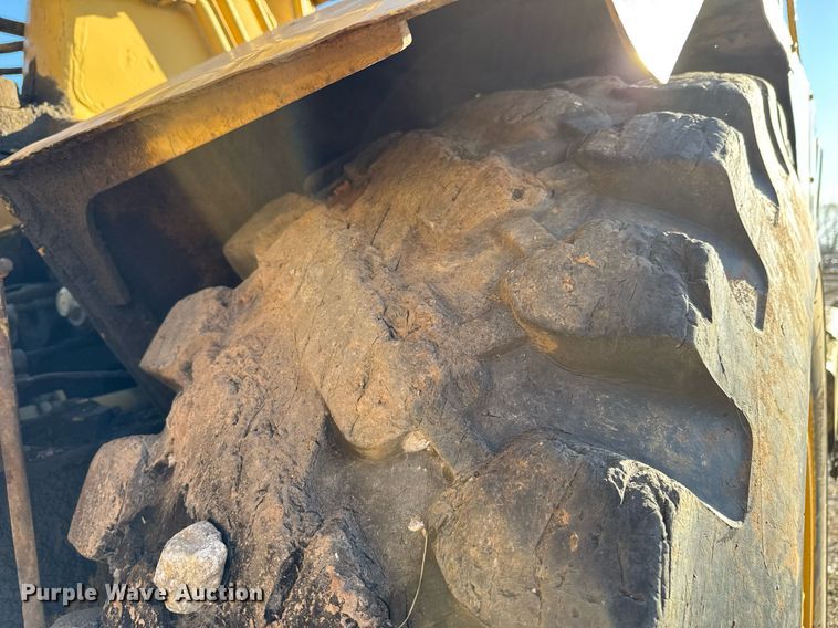 image for item DJ9728 1986 Caterpillar 613C elevating scraper