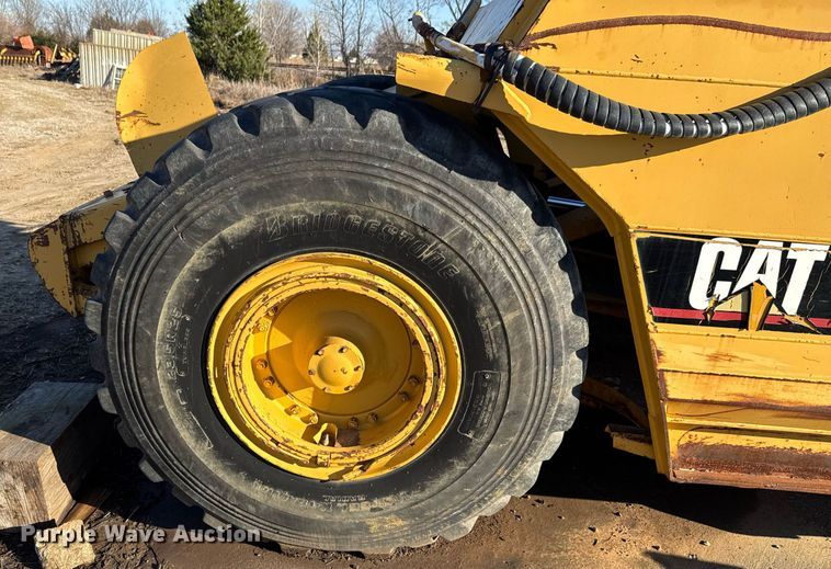 image for item DJ9728 1986 Caterpillar 613C elevating scraper