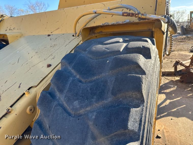 image for item DJ9728 1986 Caterpillar 613C elevating scraper