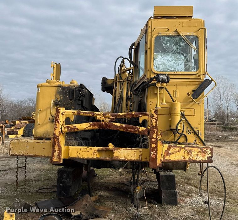image for item DJ9729 1986 Caterpillar 621B conventional scraper 