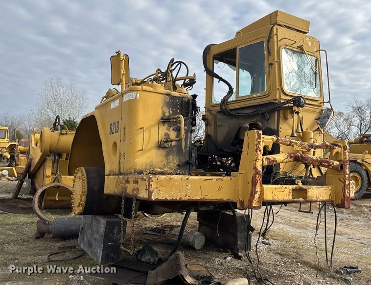 image for item DJ9729 1986 Caterpillar 621B conventional scraper 