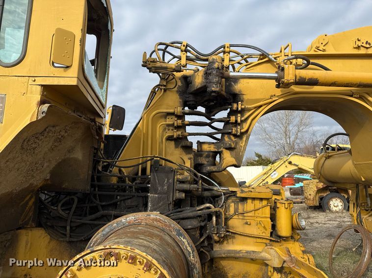 image for item DJ9729 1986 Caterpillar 621B conventional scraper 