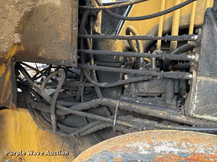 image for item DJ9729 1986 Caterpillar 621B conventional scraper 