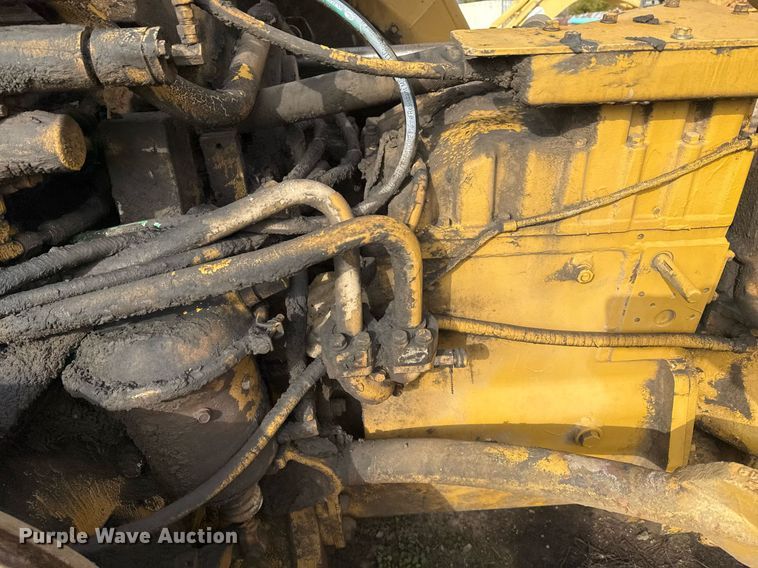 image for item DJ9729 1986 Caterpillar 621B conventional scraper 
